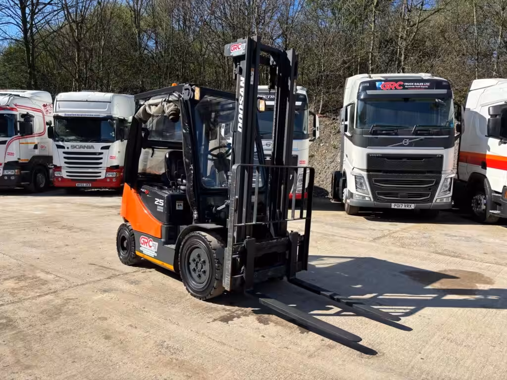 2012 DOOSAN D25S-5 Forklift