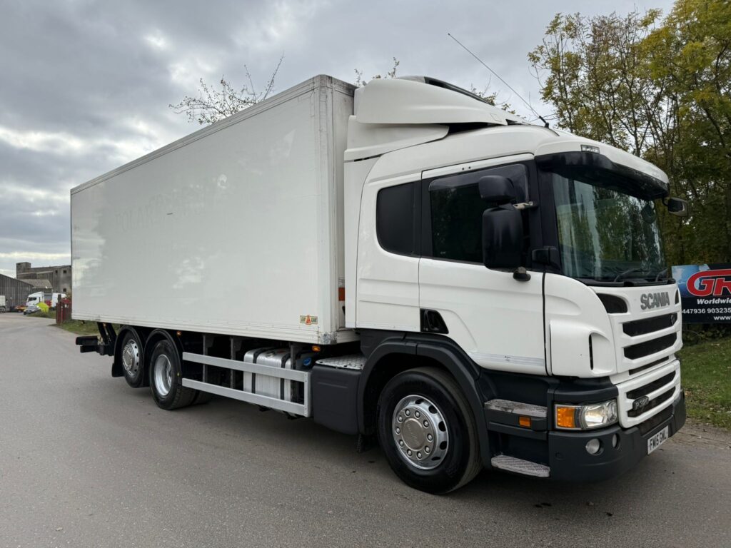 2015 Scania P320 Refrigerated truck