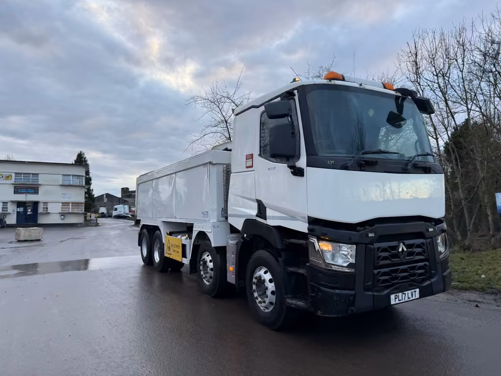 2017 Renault C430 Tipper Truck