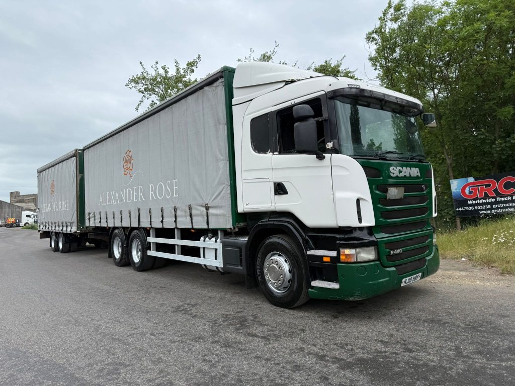 2010 Scania R440 Curtainside Truck- Drawbar spec